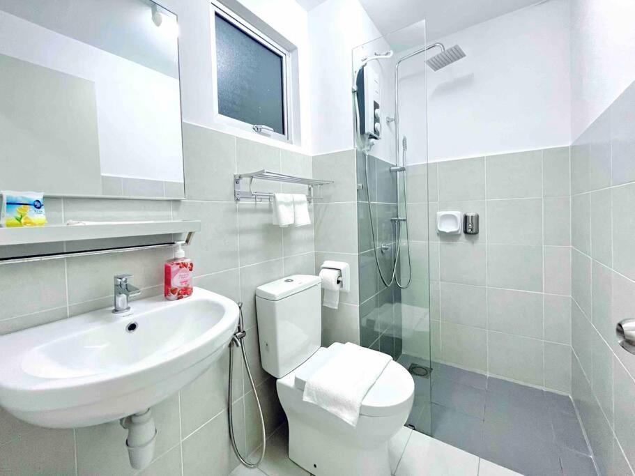 Alanis Studio Suite {Shortstay} Szepang Kültér fotó